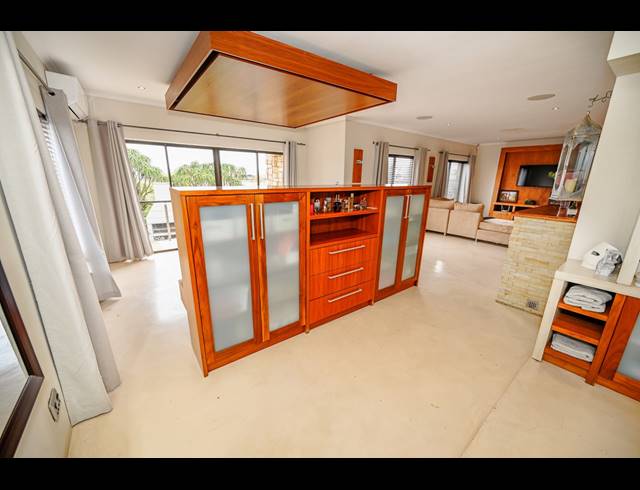 5 BEDROOM HOUSE FOR SALE IN VIERLANDEN